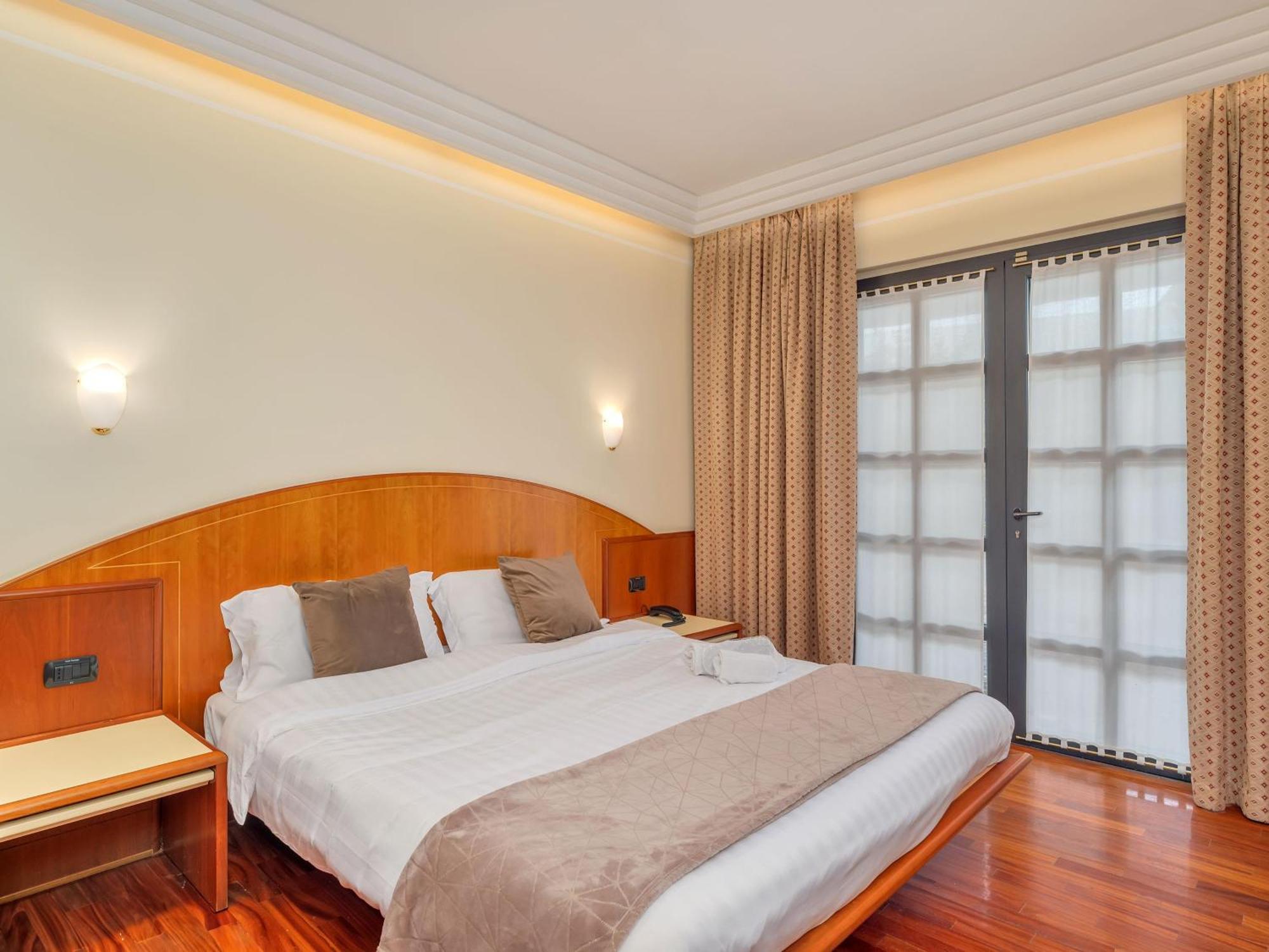 B&B Hotels Hotel Prestige Ornago Exterior photo